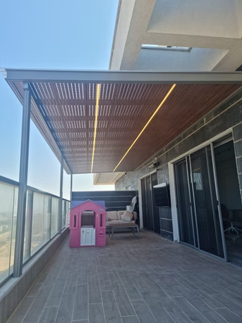 פרויקט אלומיניום של סקיי שייד — פרגולות, מחסות וגגות 44